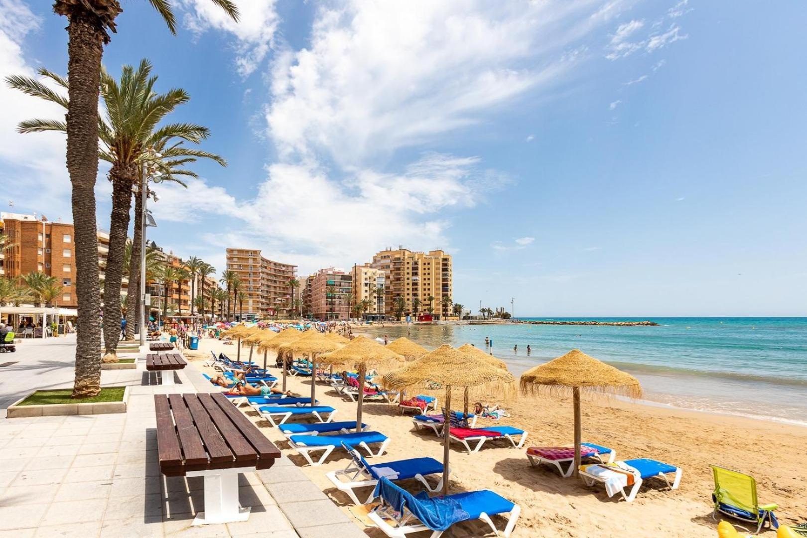 Beach House Torrevieja Exterior foto